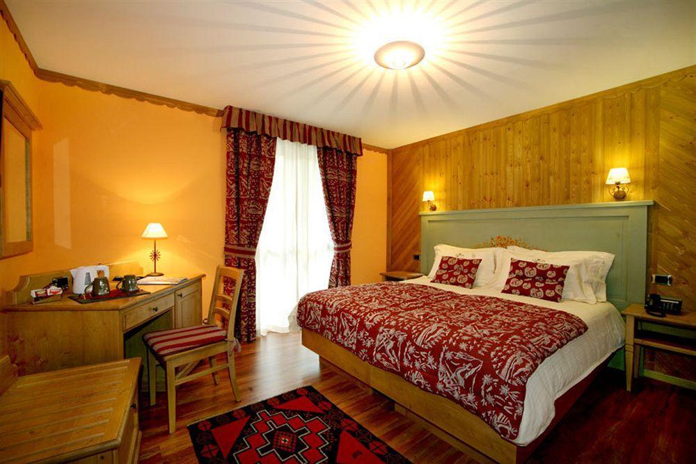 Hotel Boton D'Or & Wellness A Ла-Тюїль Екстер'єр фото
