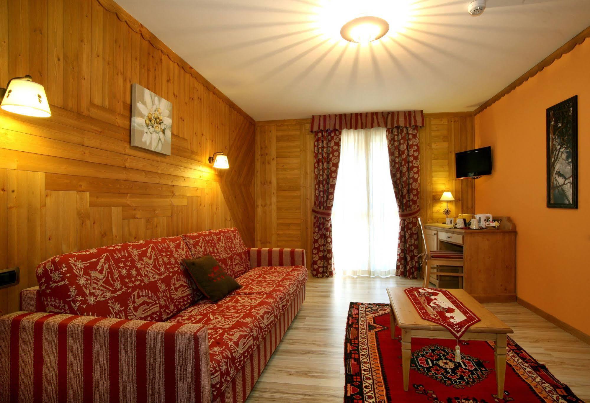Hotel Boton D'Or & Wellness A Ла-Тюїль Екстер'єр фото